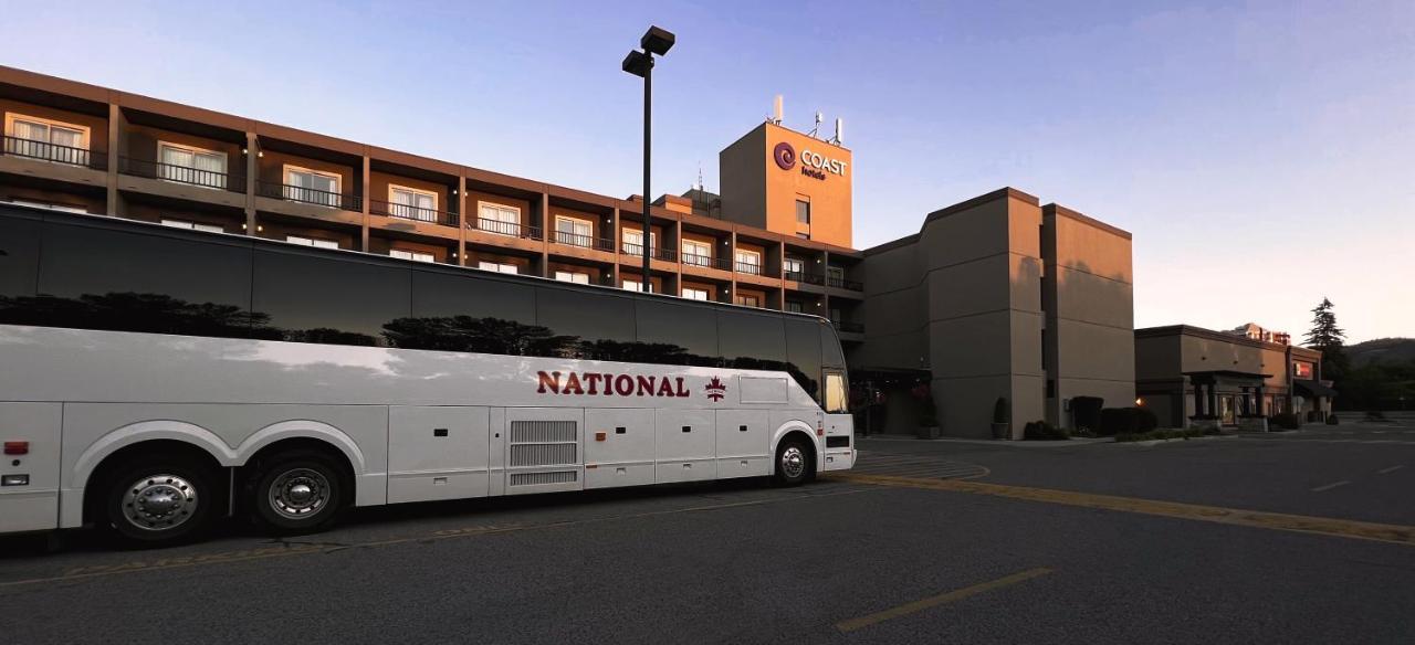 Coast Capri Hotel Kelowna Exterior foto